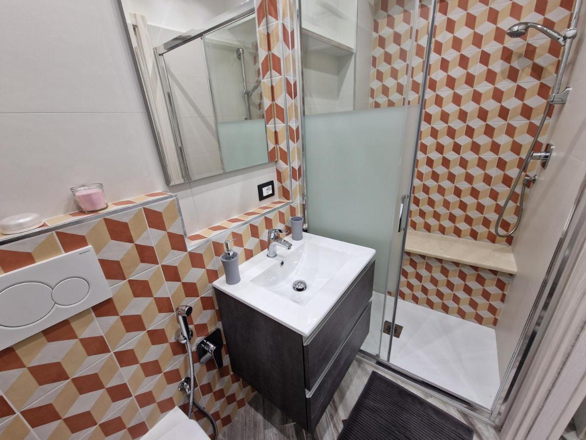 Apartment In Piazza Vittorio Veneto Con Parcheggio,