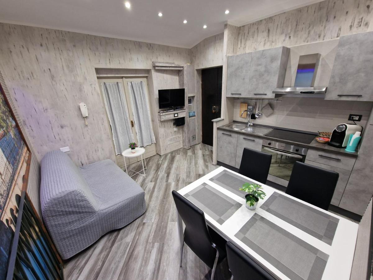 In Piazza Vittorio Veneto Con Parcheggio, Apartment *