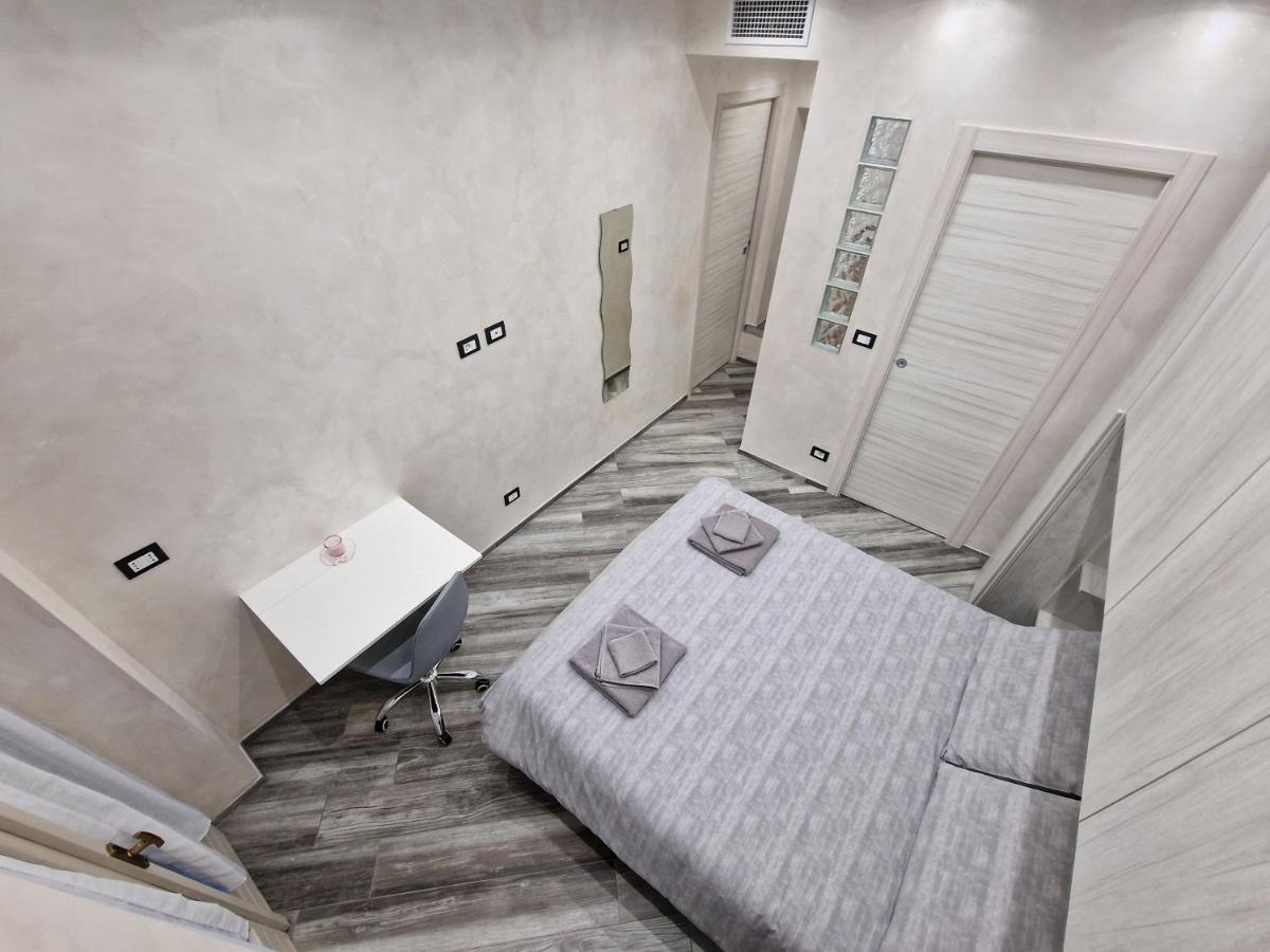 In Piazza Vittorio Veneto Con Parcheggio, Apartment Turin
