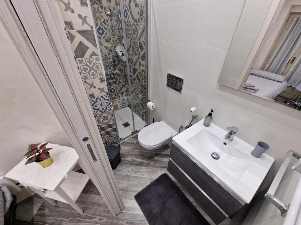 Apartment In Piazza Vittorio Veneto Con Parcheggio,