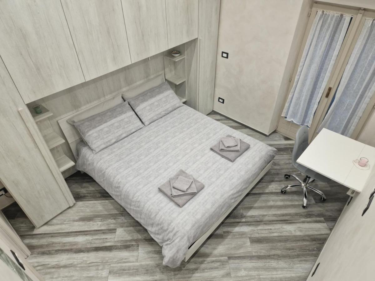 Apartment In Piazza Vittorio Veneto Con Parcheggio, *